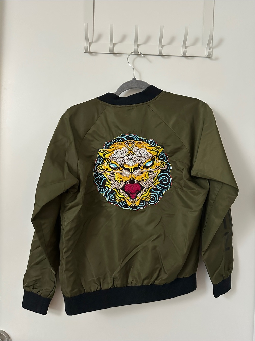 Bibisama Olive Green Embroidered Bomber Jacket with Tiger
